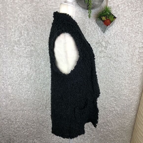 Altar’d State Black Fuzzy Vest | XS - Picture 2 of 8